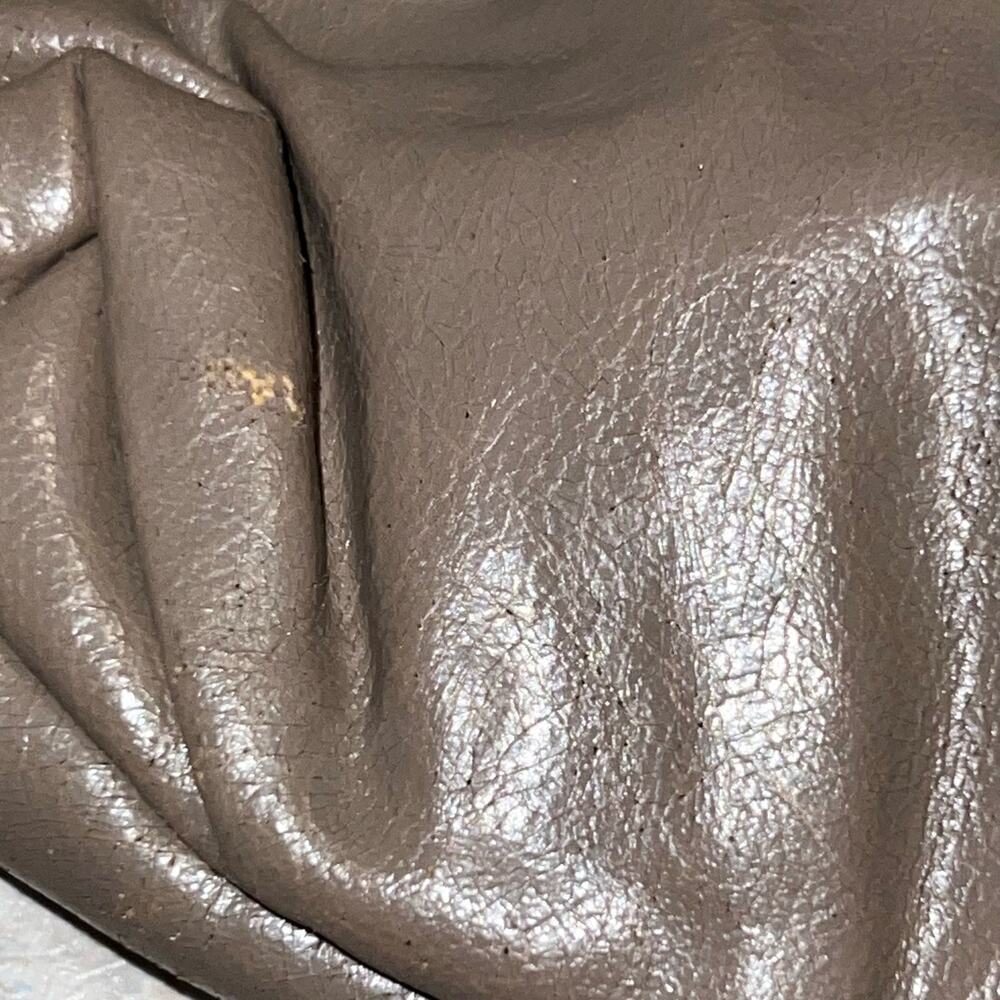 Vintage Soft Faux Leather Taupe Clutch Handbag with Snaplock Closure Wrist Purse - Picture 5 of 13